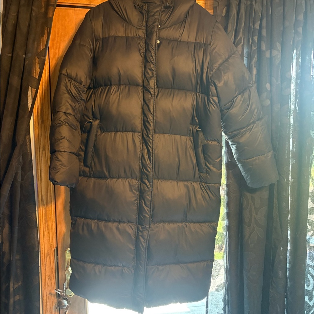 PINK Victoria's Secret Marshmallow Puffer Jacket